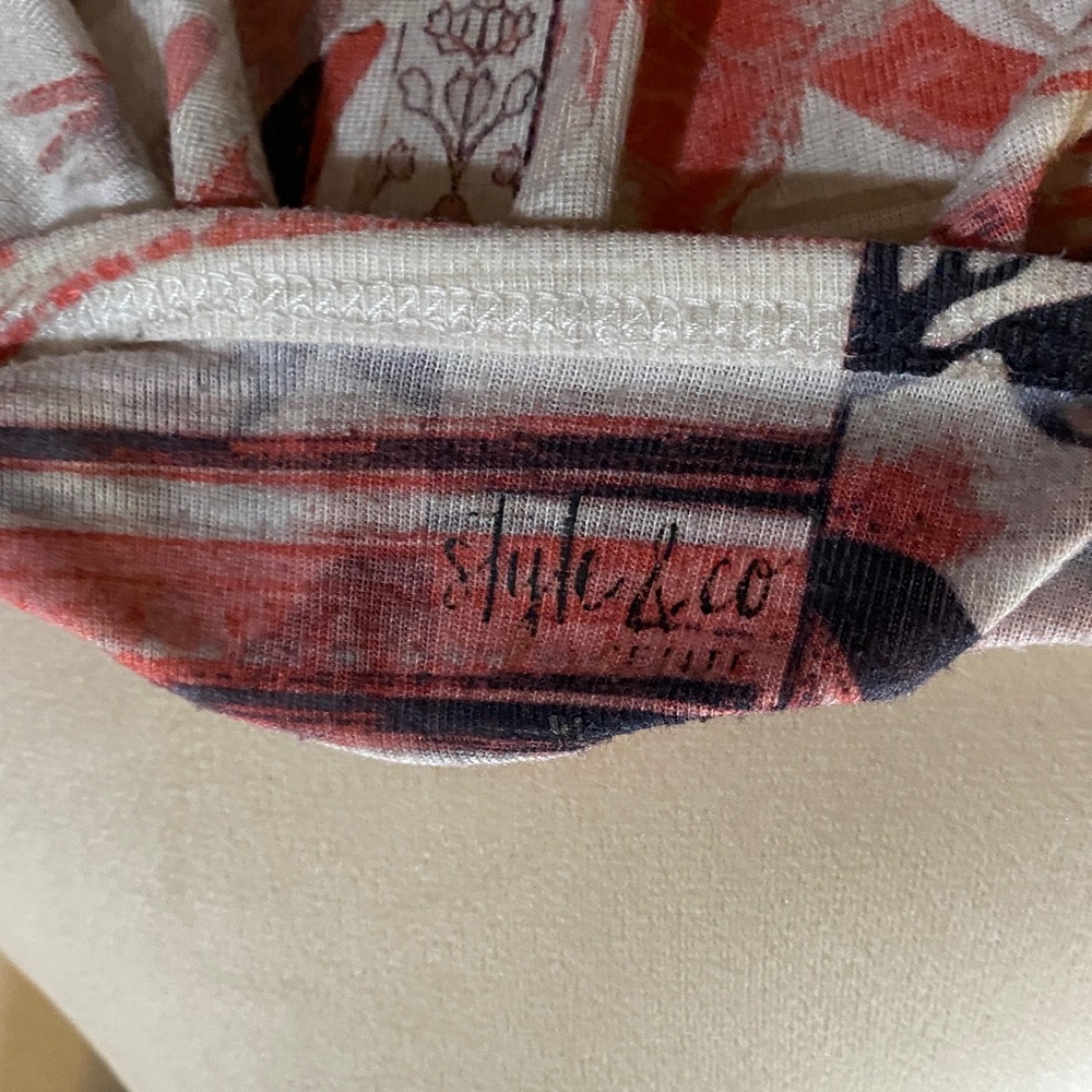 Floral Print Style & Co. Women's Top - Picture 5 of 5